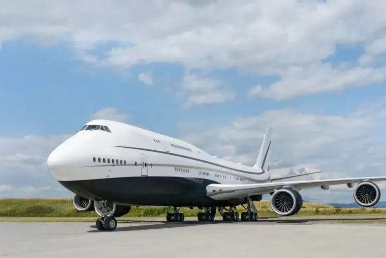 Boeing Business Jet 747-8 biggest private jet